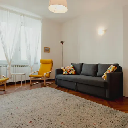 Sunny Vico Триест