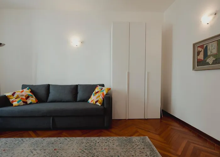 Sunny Vico Apartment Trieste